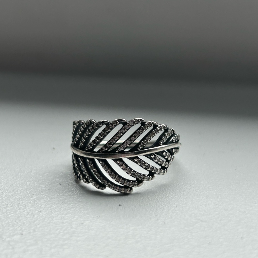 Pandora Ring